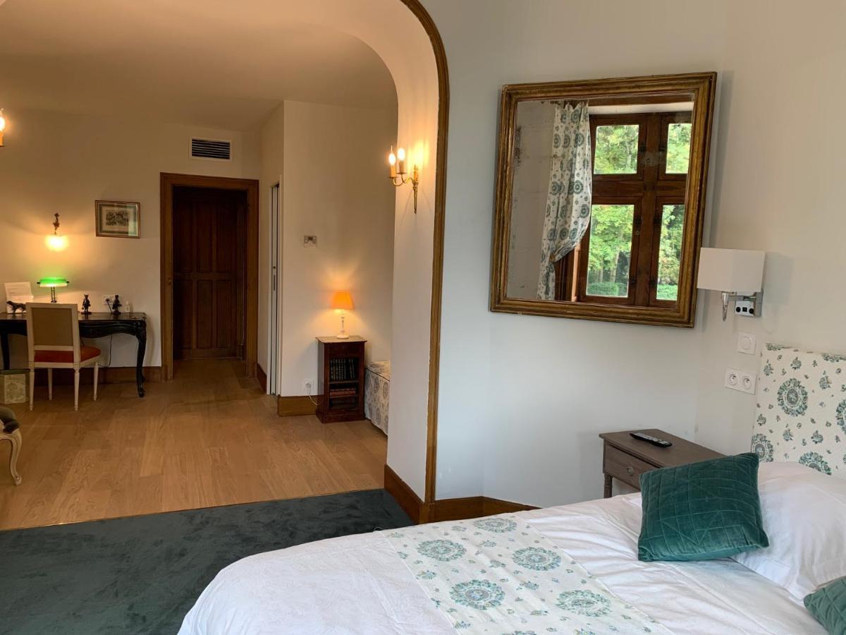 L'Abeaupiniere Bed & Breakfast Reboursin Cameră foto