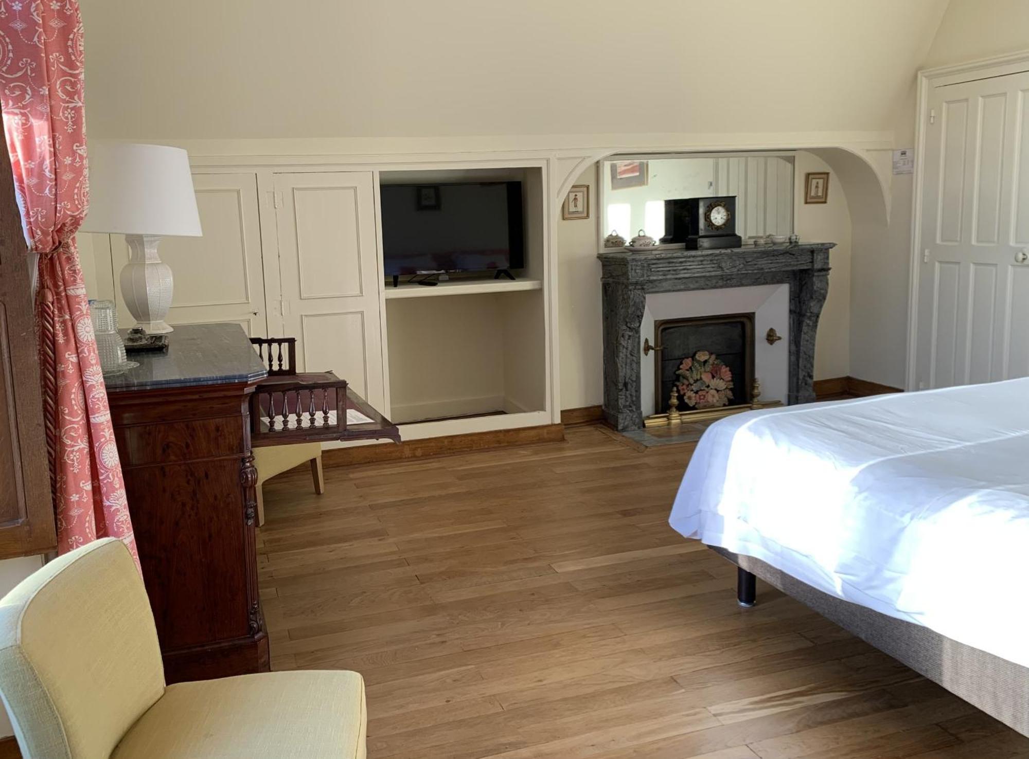 L'Abeaupiniere Bed & Breakfast Reboursin Cameră foto