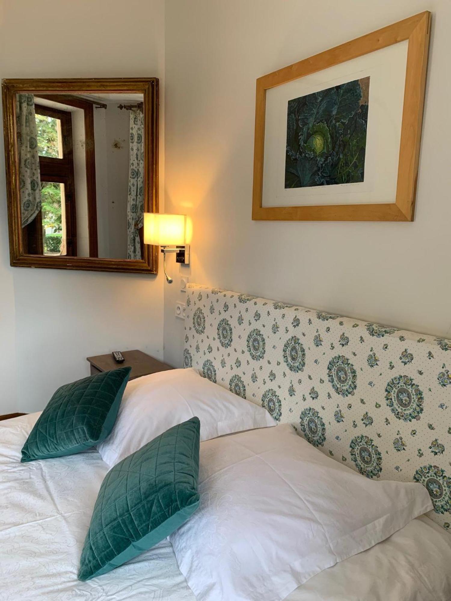 L'Abeaupiniere Bed & Breakfast Reboursin Cameră foto